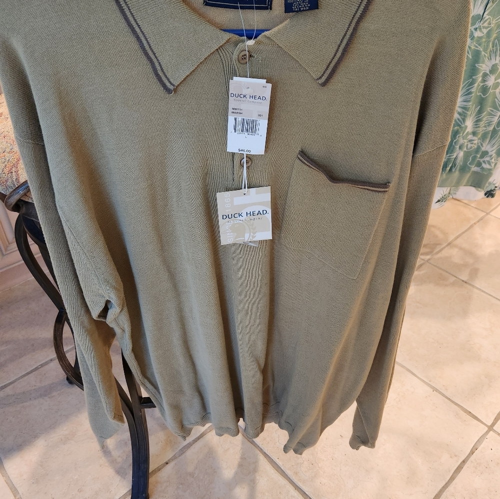 DUCK HEAD SWEATER New with Tags